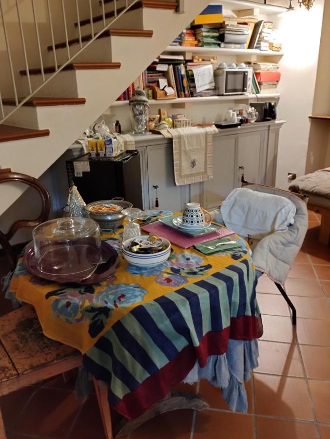 Il Cortiletto Bed & Breakfast Quartiano ภายนอก รูปภาพ
