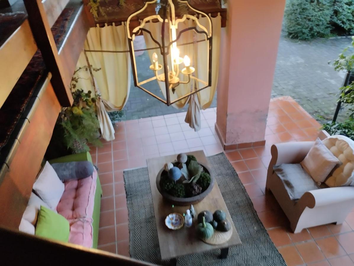 Il Cortiletto Bed & Breakfast Quartiano ภายนอก รูปภาพ