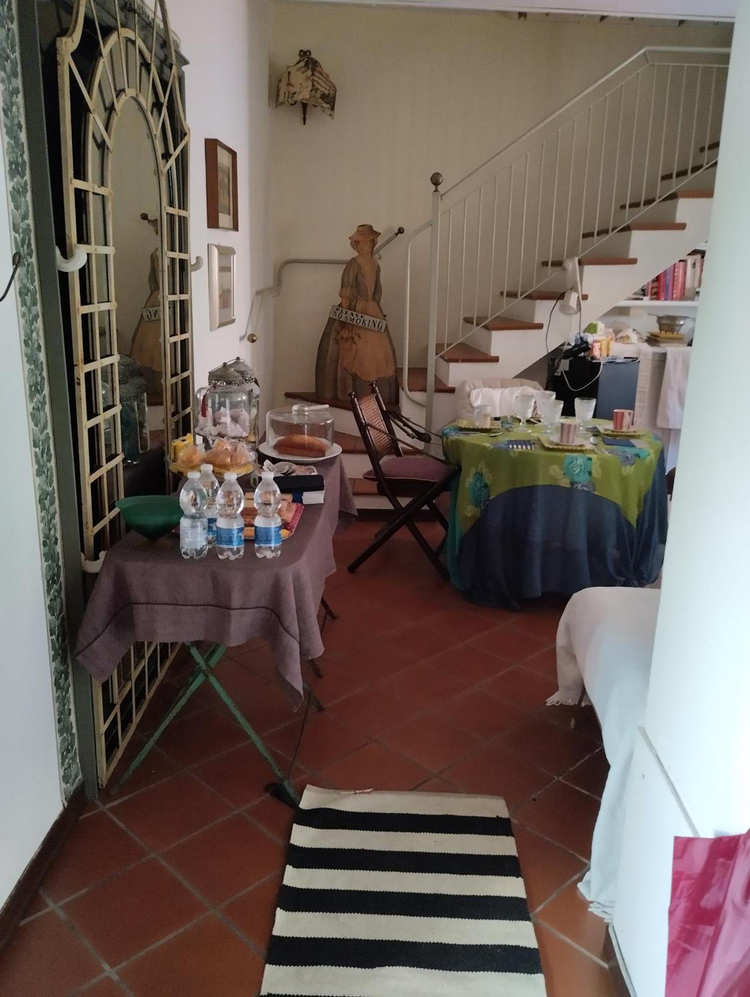 Il Cortiletto Bed & Breakfast Quartiano ภายนอก รูปภาพ