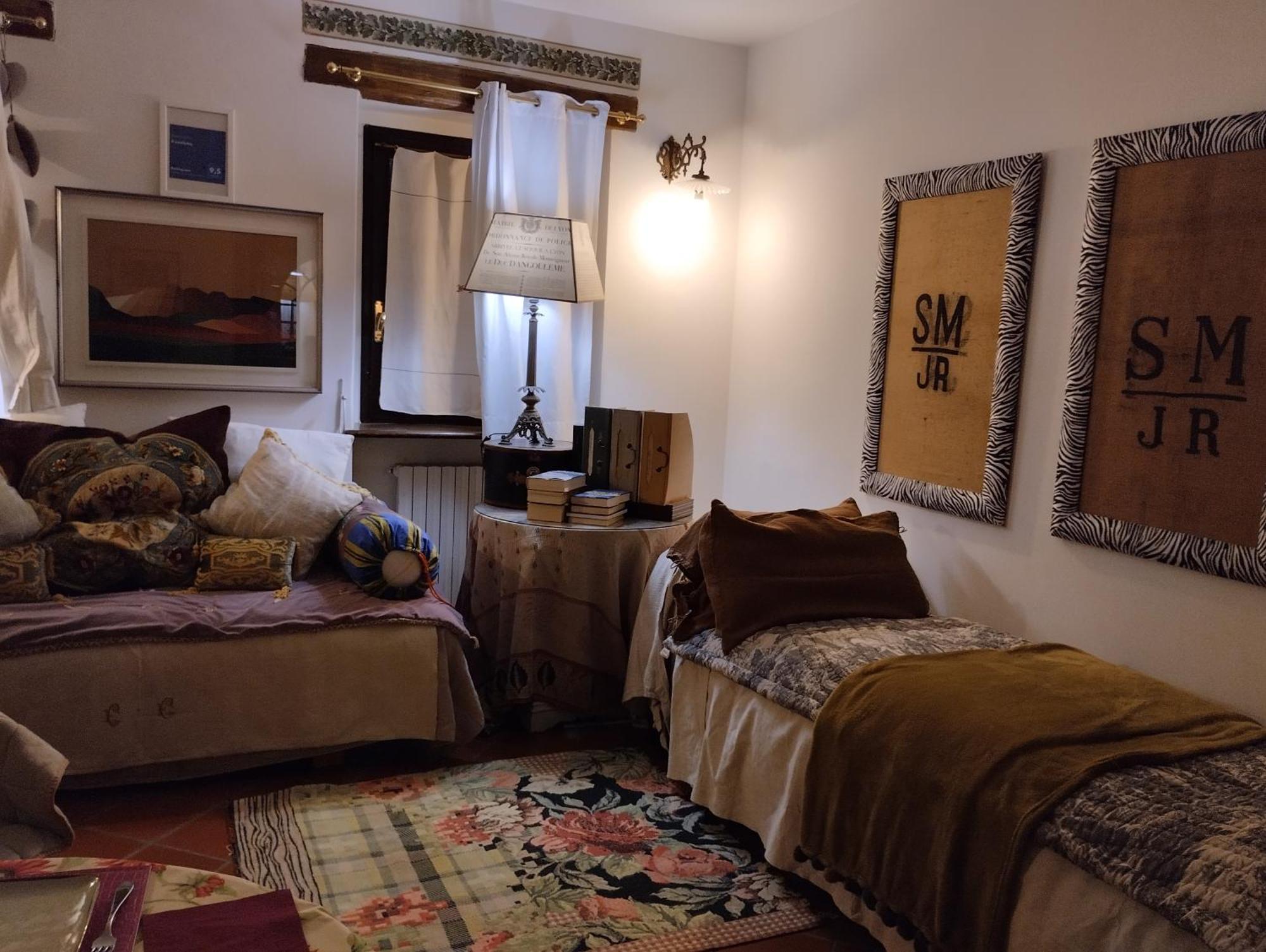 Il Cortiletto Bed & Breakfast Quartiano ภายนอก รูปภาพ